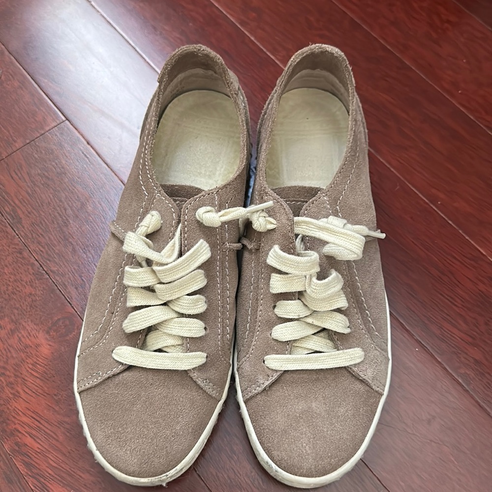 Dolce Vita sneakers